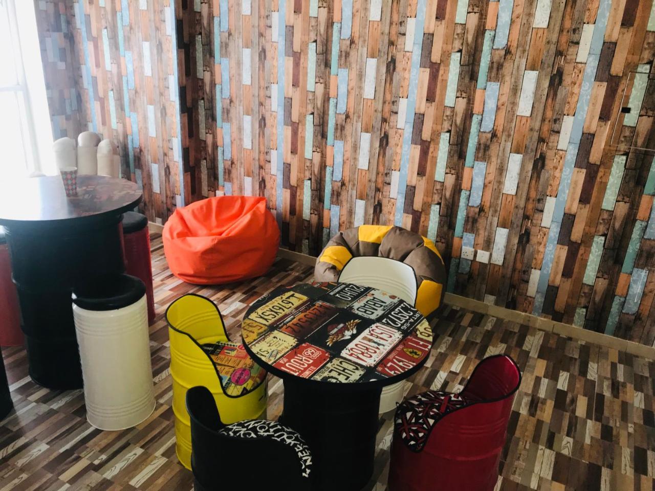 California Hostel Ντουμπάι Εξωτερικό φωτογραφία